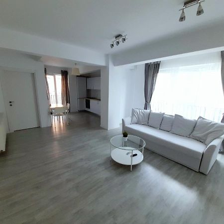 Santorini Residence Apartment Otopeni Zewnętrze zdjęcie